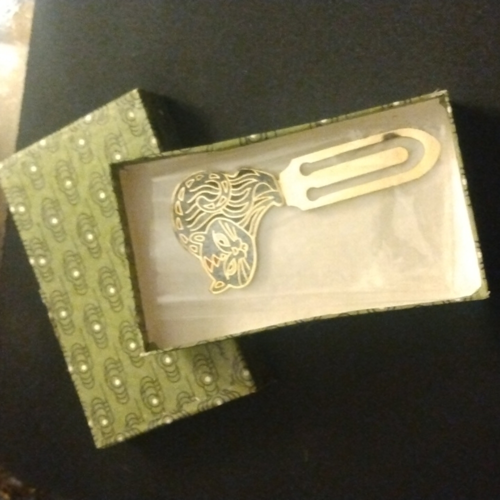 Vintage Artistic Steel Kitty Bookmarker